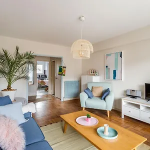 Rosa, Confortable 2 Avec Parking Dans Le Centre Appartement Rennes